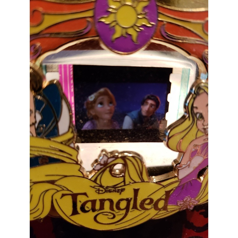 Disney Pin Tangled Piece of Movies PODM Rapunzel Flynn Gondola LE2000 Rare Scene